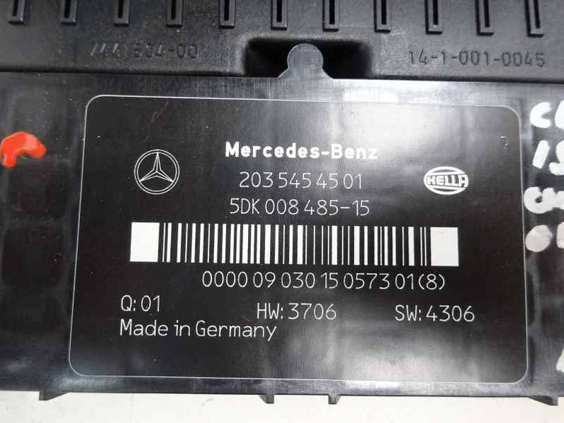 CAJA RELES FUSIBLES MERCEDES CLASE CLC CLC 2010 2.2 CDI (150 CV)