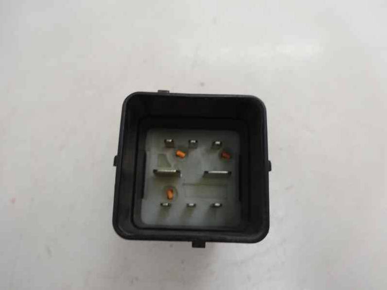 CAJA PRECALENTAMIENTO FORD FOCUS BERLINA 2005 2.0 TDCI (136 CV)