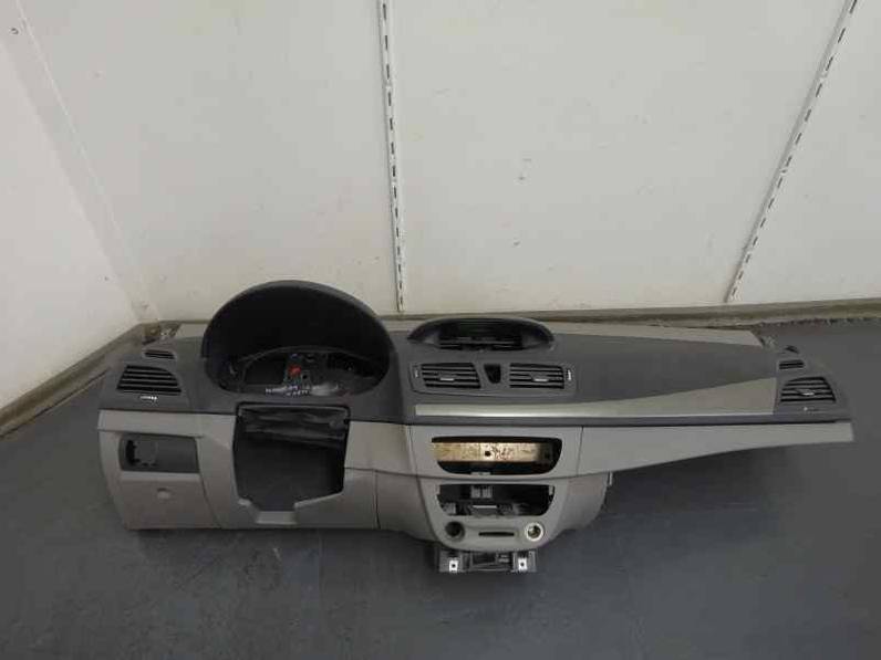 SALPICADERO RENAULT MEGANE III BERLINA 5 P 2009 1.5 DCI D (86 CV)