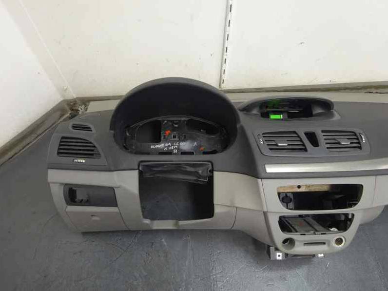 SALPICADERO RENAULT MEGANE III BERLINA 5 P 2009 1.5 DCI D (86 CV)