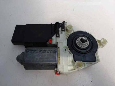 MOTOR ELEVALUNAS DELANTERO IZQUIERDO VOLKSWAGEN GOLF IV BERLINA 2003 1.9 TDI (110 CV)