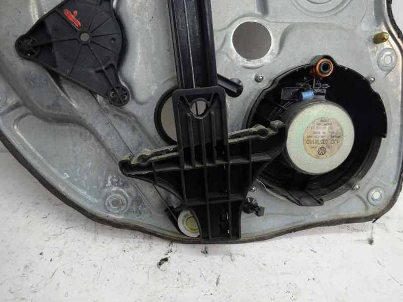 ELEVALUNAS TRASERO DERECHO VOLKSWAGEN GOLF IV BERLINA 2003 1.9 TDI (110 CV)