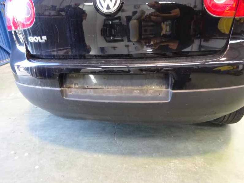 PARAGOLPES TRASERO VOLKSWAGEN GOLF V BERLINA 2004 1.4 16V (75 CV)