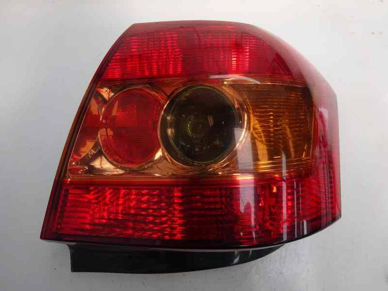 PILOTO TRASERO IZQUIERDO TOYOTA COROLLA 2005 1.6 16V (110 CV)