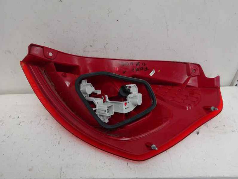 PILOTO TRASERO IZQUIERDO FORD FIESTA 2011 1.4 TDCI (69 CV)