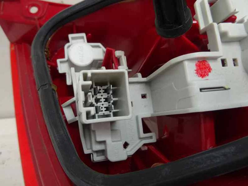 PILOTO TRASERO IZQUIERDO FORD FIESTA 2011 1.4 TDCI (69 CV)