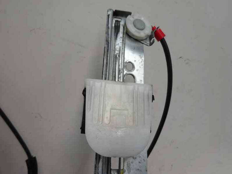 ELEVALUNAS DELANTERO IZQUIERDO FORD FIESTA 2011 1.4 TDCI (69 CV)