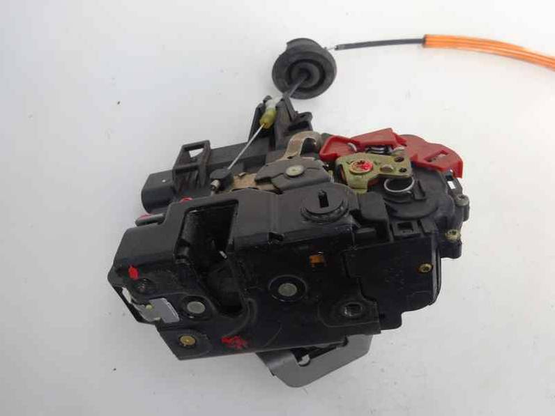 CERRADURA PUERTA TRASERA IZQUIERDA AUDI A4 BERLINA 2002 1.9 TDI (131 CV)