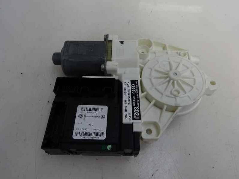 MOTOR ELEVALUNAS DELANTERO DERECHO AUDI A3 SPORTBACK 2007 2.0 TDI (140 CV)