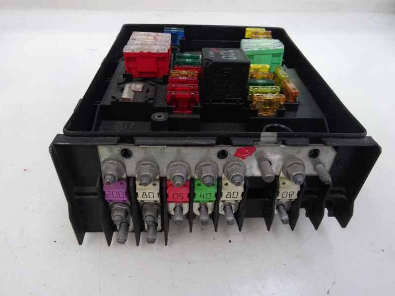 CAJA RELES FUSIBLES AUDI A3 SPORTBACK 2007 2.0 TDI (140 CV)