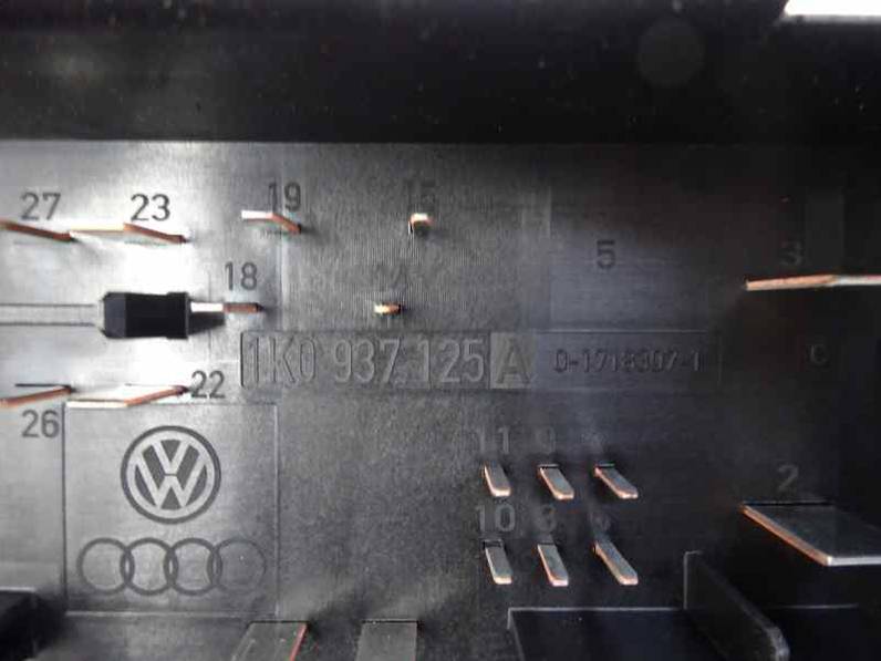 CAJA RELES FUSIBLES AUDI A3 SPORTBACK 2007 2.0 TDI (140 CV)