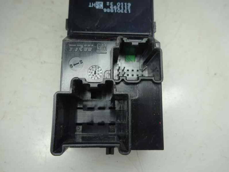 MANDO ELEVALUNAS DELANTERO DERECHO OPEL MOKKA 2016 1.6 CDTI DPF (136 CV)