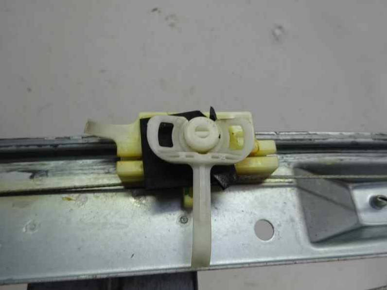 ELEVALUNAS TRASERO DERECHO OPEL CORSA D 2007 1.3 16V CDTI (75 CV)