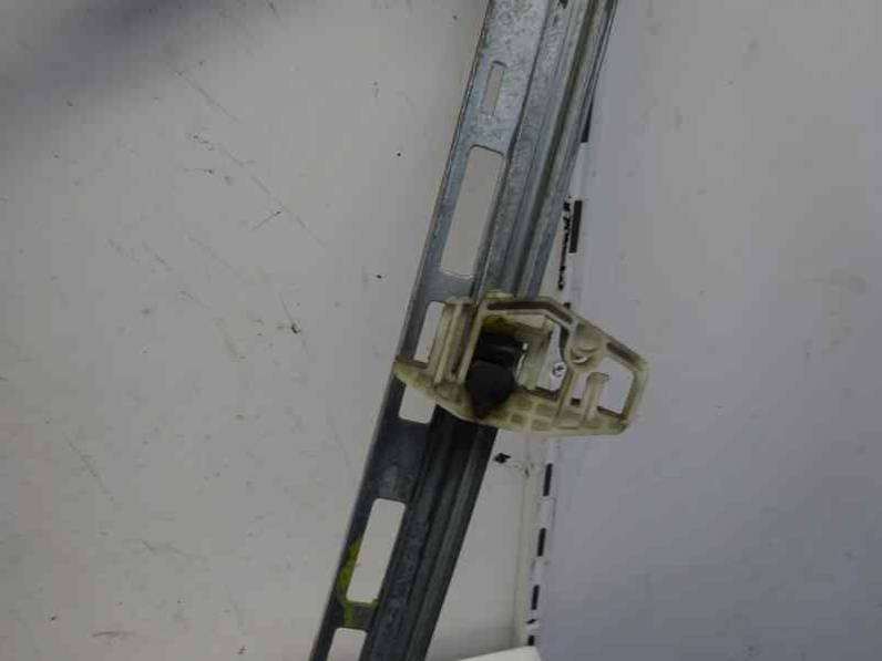 ELEVALUNAS DELANTERO IZQUIERDO PEUGEOT 206 BERLINA 2003 1.4 HDI (68 CV)