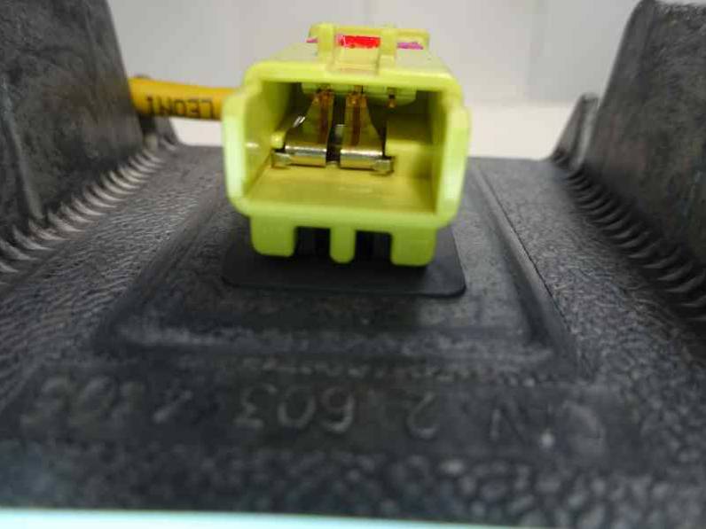 AIRBAG DELANTERO DERECHO VOLKSWAGEN GOLF V BERLINA 2004 1.4 16V (75 CV)