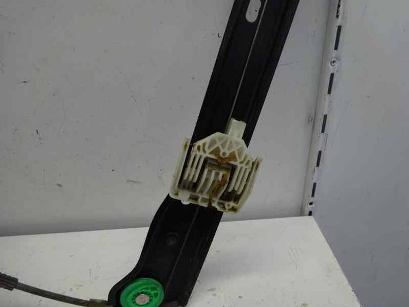 ELEVALUNAS DELANTERO IZQUIERDO BMW SERIE 1 BERLINA 2006 1.6 16V (116 CV)