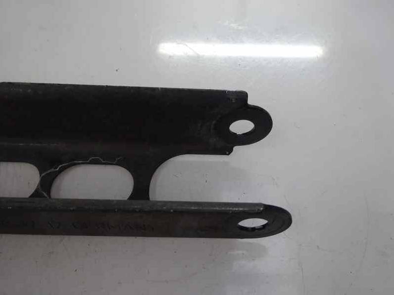 BRAZO SUSPENSION INFERIOR TRASERO DERECHO BMW SERIE 1 BERLINA 2006 1.6 16V (116 CV)
