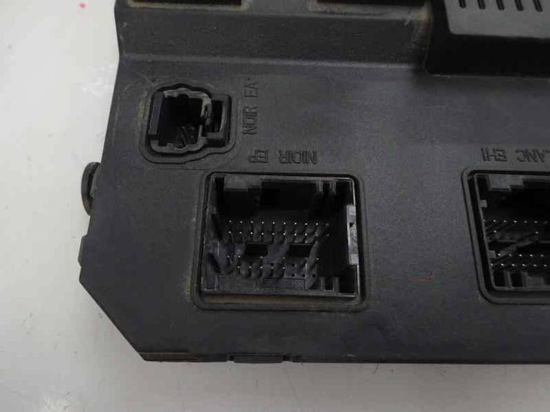 CAJA RELES FUSIBLES CITROEN C5 BERLINA 2003 2.0 HDI (109 CV)