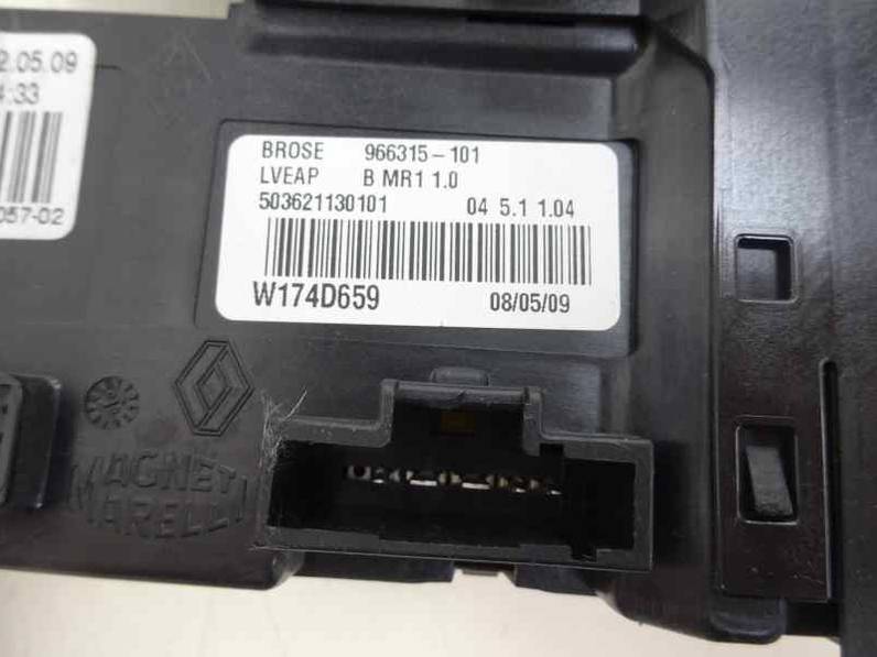 MOTOR ELEVALUNAS DELANTERO IZQUIERDO RENAULT SCENIC III 2009 1.5 DCI D (106 CV)