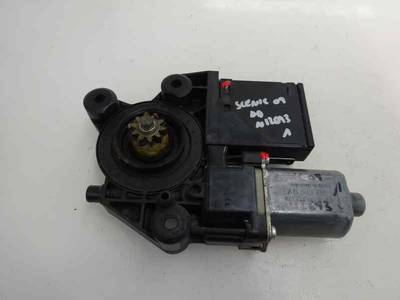 MOTOR ELEVALUNAS DELANTERO DERECHO RENAULT SCENIC III 2009 1.5 DCI D (106 CV)