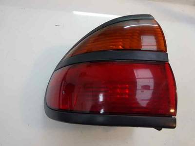 PILOTO TRASERO IZQUIERDO RENAULT LAGUNA 2000 1.9 DTI D (98 CV)