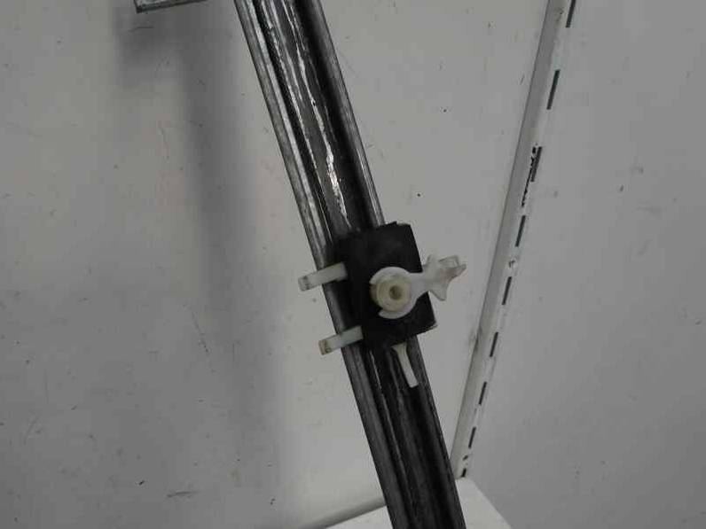 ELEVALUNAS DELANTERO IZQUIERDO FIAT PUNTO BERLINA 1999 1.7 TURBODIESEL (69 CV)