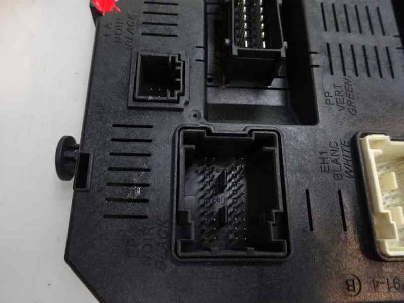 CAJA RELES FUSIBLES CITROEN C4 BERLINA 2005 1.6 16V HDI (90 CV)