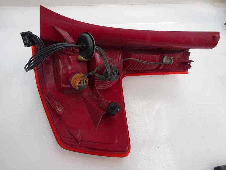 PILOTO TRASERO IZQUIERDO CITROEN C4 BERLINA 2005 1.6 16V HDI (90 CV)