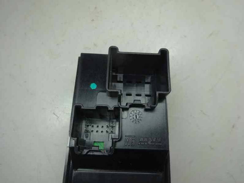 MANDO ELEVALUNAS DELANTERO DERECHO CHEVROLET CRUZE HATCHBACK 2012 2.0 D (163 CV)