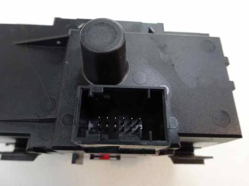 MANDO LUCES BMW SERIE 1 BERLINA 2006 2.0 16V D (122 CV)