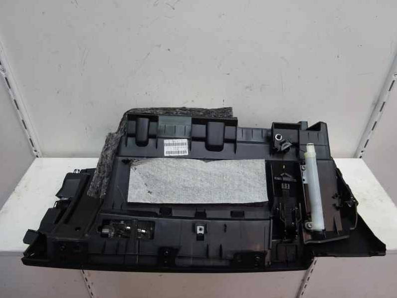 GUANTERA BMW SERIE 1 BERLINA 2006 2.0 16V D (122 CV)