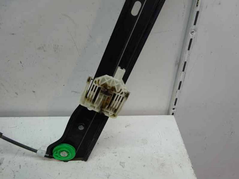 ELEVALUNAS DELANTERO IZQUIERDO BMW SERIE 1 BERLINA 2006 2.0 16V D (122 CV)