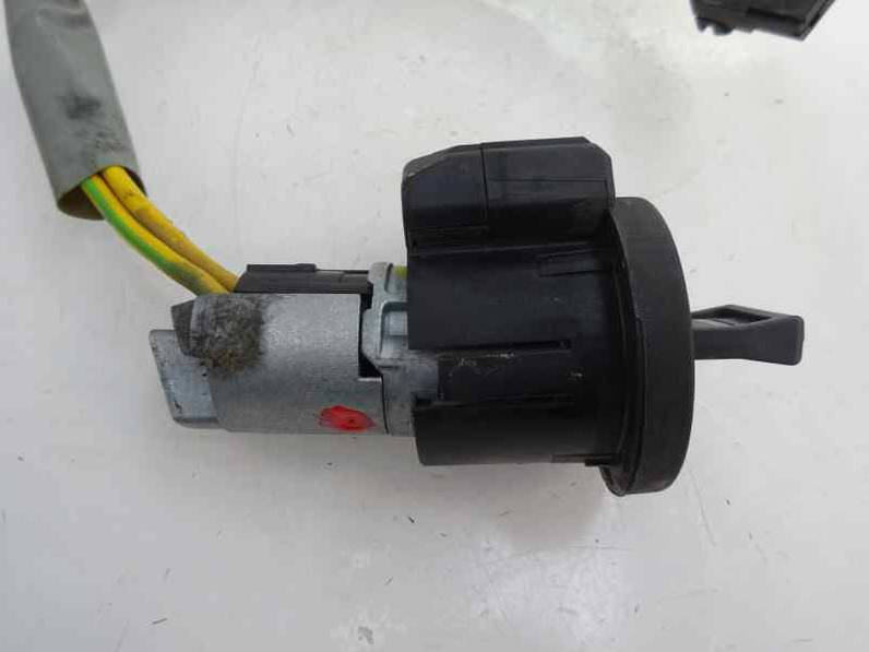 CERRADURA PUERTA DELANTERA DERECHA RENAULT KANGOO 1999 1.9 D (64 CV)