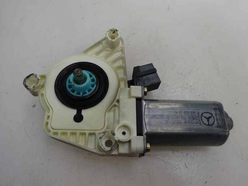 MOTOR ELEVALUNAS DELANTERO DERECHO MERCEDES CLASE A 2005 2.0 CDI (109 CV)