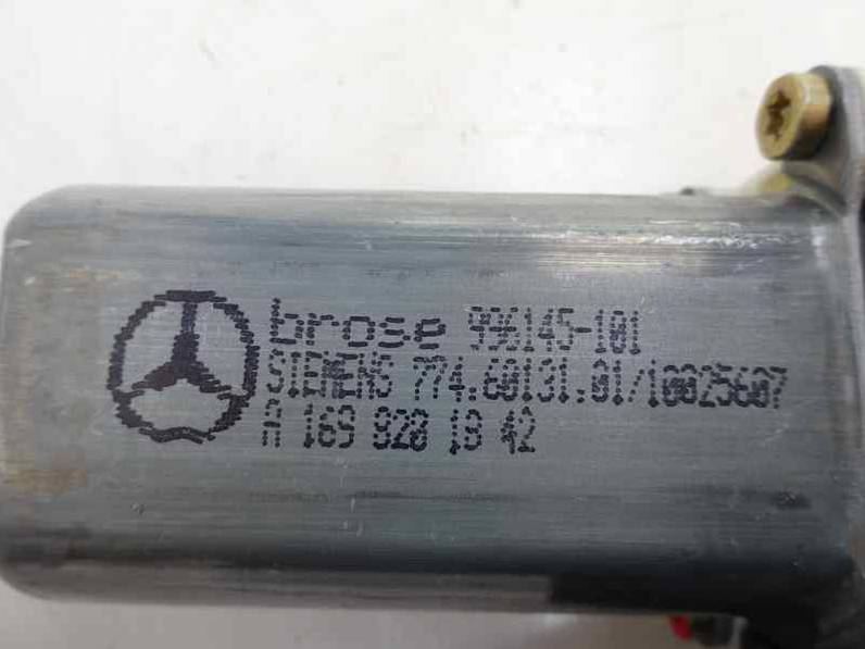 MOTOR ELEVALUNAS DELANTERO DERECHO MERCEDES CLASE A 2005 2.0 CDI (109 CV)