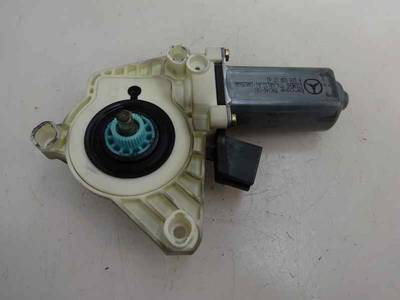 MOTOR ELEVALUNAS DELANTERO IZQUIERDO MERCEDES CLASE A 2005 2.0 CDI (109 CV)