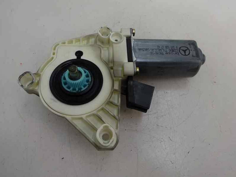 MOTOR ELEVALUNAS DELANTERO IZQUIERDO MERCEDES CLASE A 2005 2.0 CDI (109 CV)