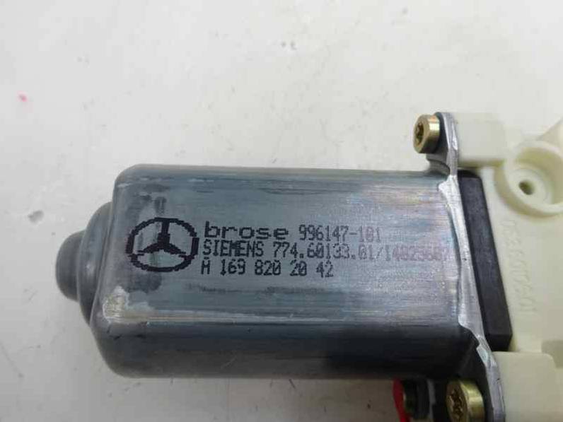 MOTOR ELEVALUNAS TRASERO DERECHO MERCEDES CLASE A 2005 2.0 CDI (109 CV)