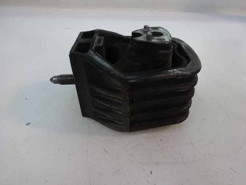 SOPORTE MOTOR DERECHO MERCEDES CLASE A 2005 2.0 CDI (109 CV)