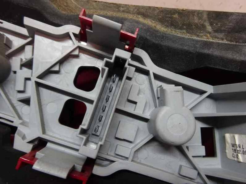 PILOTO TRASERO IZQUIERDO MERCEDES CLASE A 2005 2.0 CDI (109 CV)