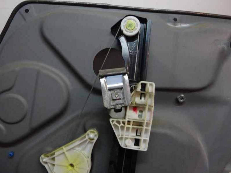 ELEVALUNAS TRASERO IZQUIERDO MERCEDES CLASE A 2005 2.0 CDI (109 CV)