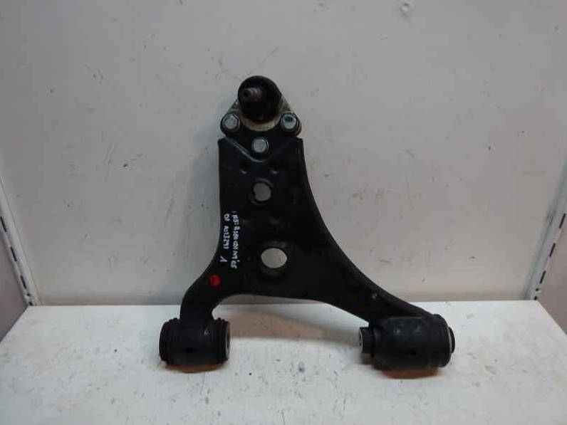 BRAZO SUSPENSION INFERIOR DELANTERO IZQUIERDO MERCEDES CLASE A 2005 2.0 CDI (109 CV)