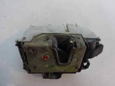CERRADURA PUERTA DELANTERA DERECHA VOLKSWAGEN GOLF III BERLINA 1996 1.6 (101 CV)