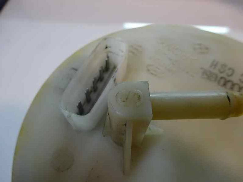 BOMBA COMBUSTIBLE HYUNDAI ELANTRA 2001 1.6 16V (107 CV)