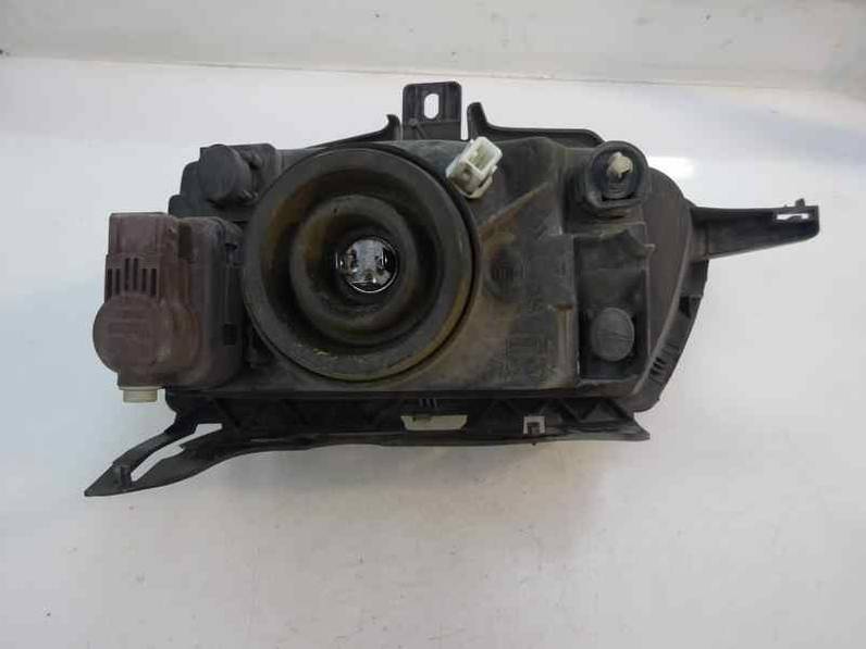 FARO DERECHO CITROEN SAXO 1996 1.4 (75 CV)