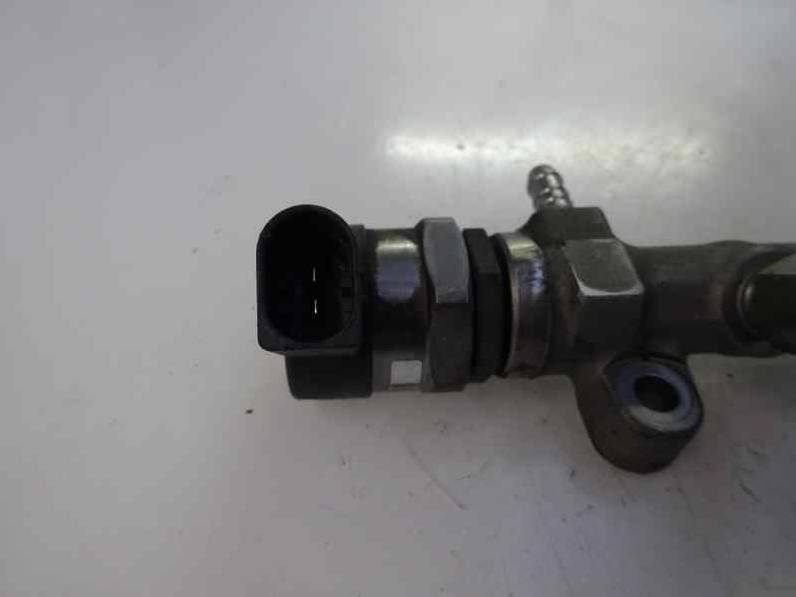 RAMPA INYECTORA SEAT LEON 2014 1.6 TDI (105 CV)