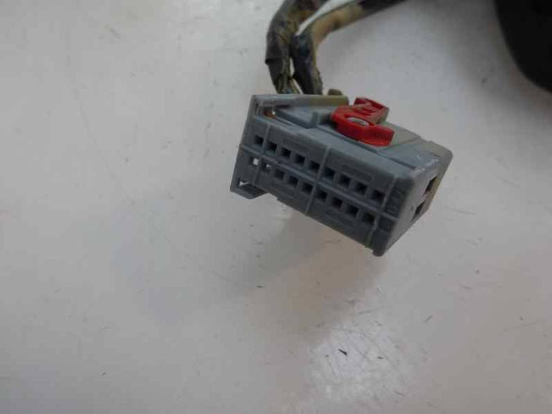 RETROVISOR IZQUIERDO FIAT STILO 2002 1.9 JTD (116 CV)