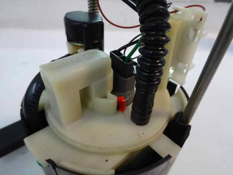 BOMBA COMBUSTIBLE FIAT PUNTO BERLINA 2005 1.2 (60 CV)