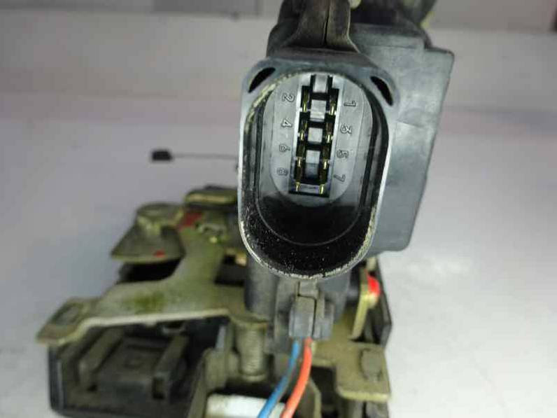 CERRADURA PUERTA DELANTERA DERECHA SKODA OCTAVIA BERLINA 1999 1.9 TDI (90 CV)