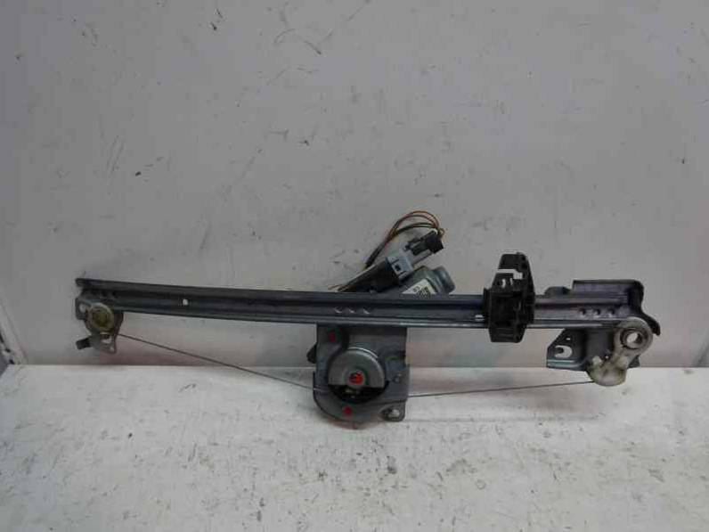 ELEVALUNAS DELANTERO IZQUIERDO CITROEN C3 2006 1.4 HDI (68 CV)